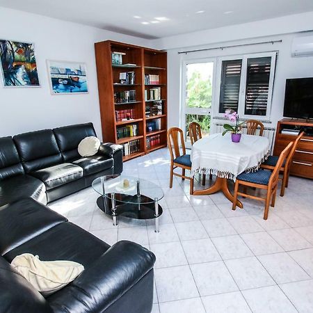 Apartman Mario Apartment Пореч Екстериор снимка