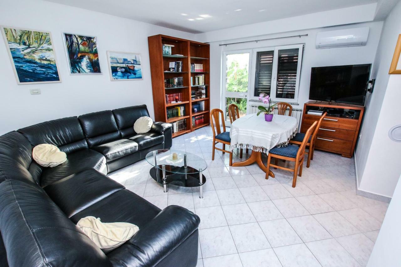 Apartman Mario Apartment Пореч Екстериор снимка