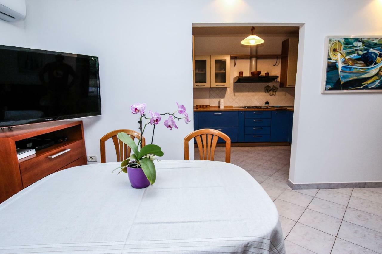 Apartman Mario Apartment Пореч Екстериор снимка